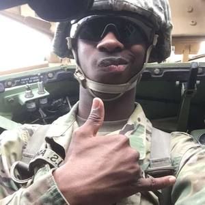 Meet your Posher, Justin